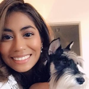 Meet your Posher, Alejandra